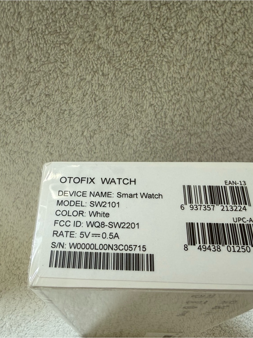 Smartwatch in White — Versatile Everyday Wear - Picture 7 of 9